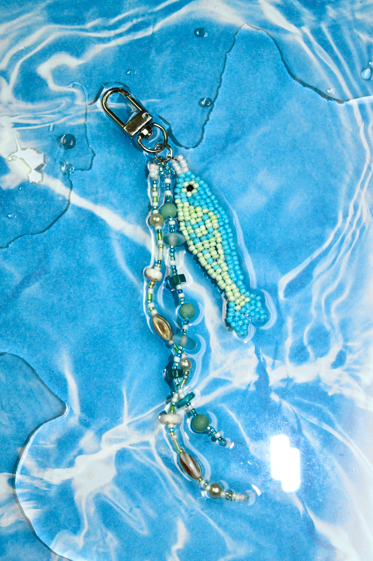 pale green/blue beaded fish bag charm